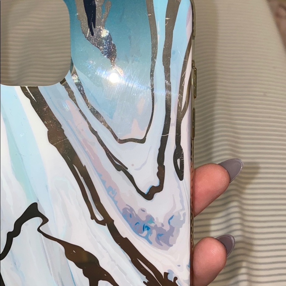iPhone case - Picture 3 of 4